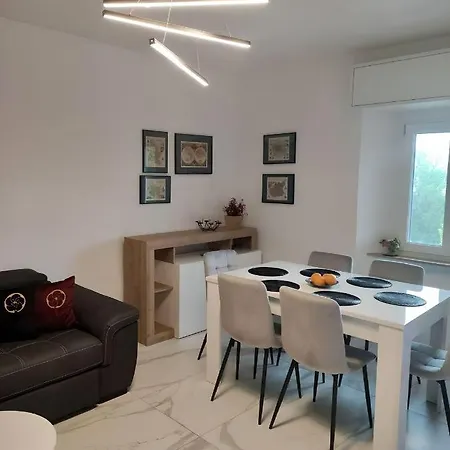 Casa Da Dorin アパート